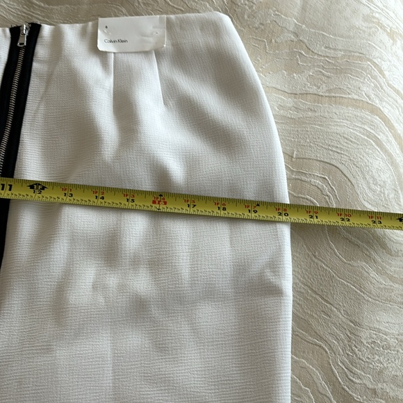 CALVIN KLEIN SKIRT ON BACK ZIPPER SIZE 6, NEW - Picture 4 of 8